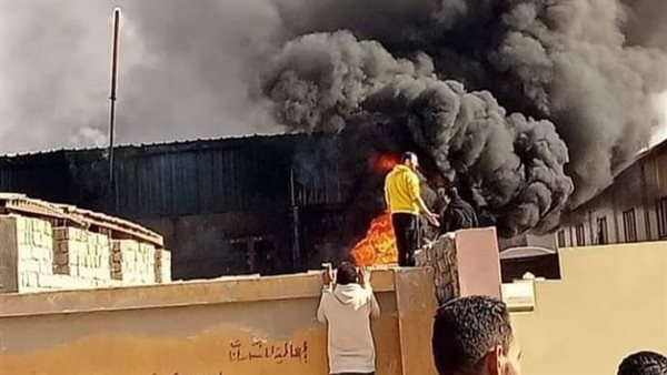 جانب من الحريق 