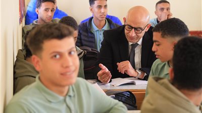 التعليم تعلن آخر موعد للاختيار بين البكالوريا أو الثانوية العامة 2025 في المدارس