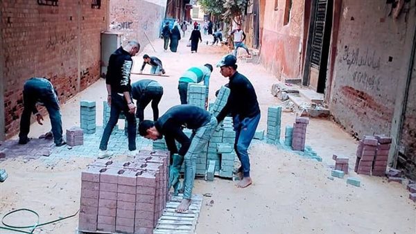 جانب من أعمال تركيب