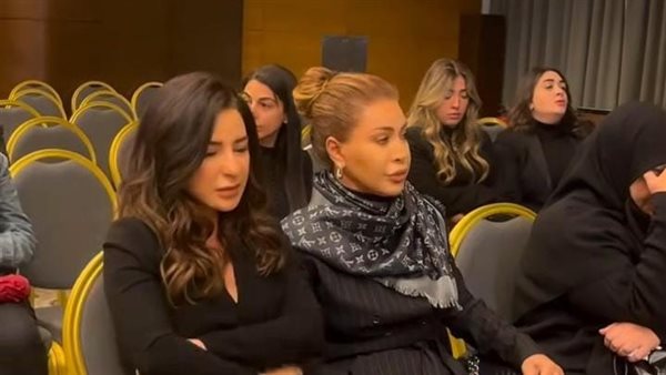 جانب من عزاء شقيق