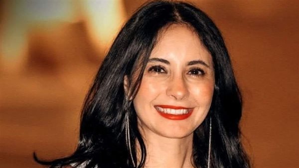 نسمة عبد العزيز