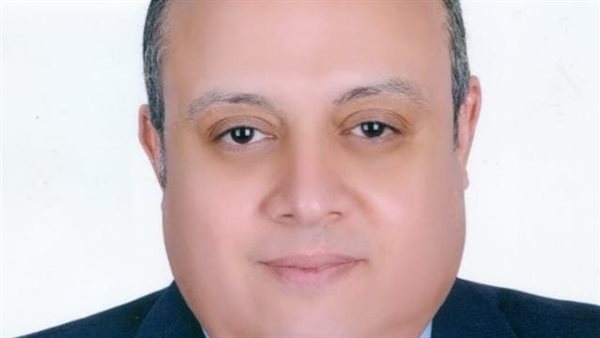 الدكتور طارق سمير