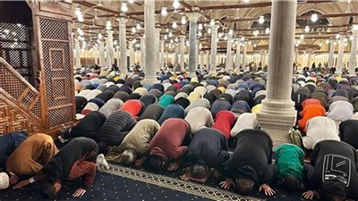 وفاة مسن خلال صلاة المغرب داخل مسجد ببني سويف | بث مباشر