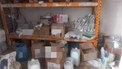 ضبط صيدلية غير مرخصة وتحرير 12 مخالفة تموينية في حملات رقابية ببني سويف