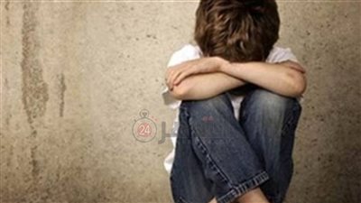 أهله طردوه.. فتاة تستغيث لإرجاع صغير لأسرته من أمام مسجد الحصري بأكتوبر