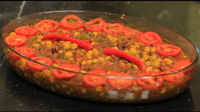 خليها مفاجأة لأسرتك.. طريقة عمل الفول باللحمة خطوة بخطوة