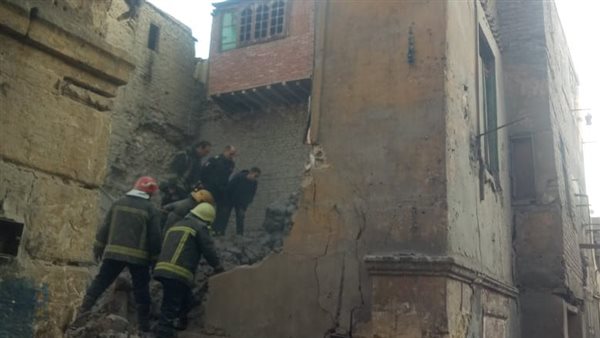 مصرع شخص في إنهيار