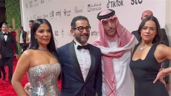 ميشيل رودريجيز وأحمد