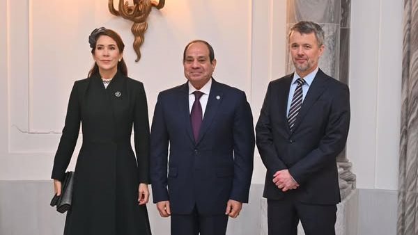 الرئيس السيسي مع