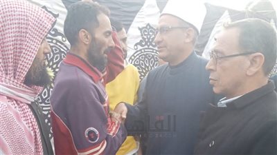 من حفظة القرآن.. رئيس المنطقة الأزهرية بالغربية يعزي أسرة طالبة توفيت بعد صراع مع السرطان
