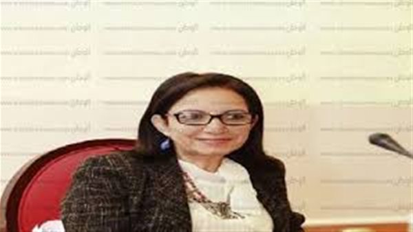 الدكتورة نهلة إمام