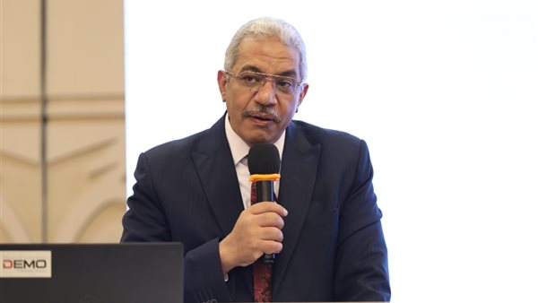 الدكتور محمود صديق