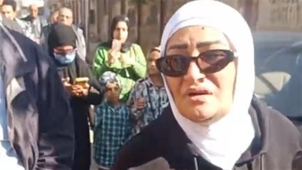 شقيقة بدرية طلبة