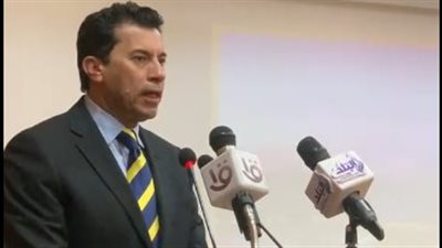 بورسعيد في 24 ساعة.. زيارة وزير الرياضة وحزن جماهير النادي المصري بالتعادل في الكونفيدرالية