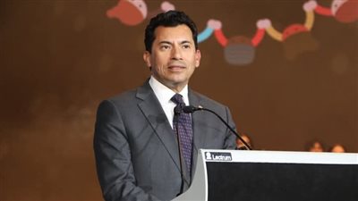 أشرف صبحي: نقف خلف الأهلي ممثل مصر في بطولة كأس العالم للأندية