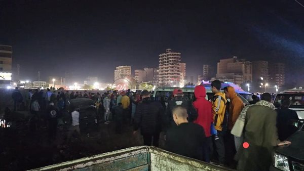 سقوط سيارة ميكروباص