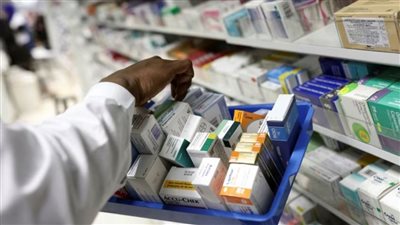 الروشتة الخفية لإعادة توافر الأدوية في مصر.. من تعطيش السوق إلى حرب الحكومة لرفع الإنتاج