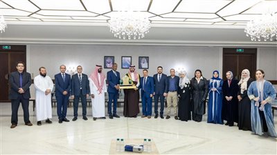 ترسيخًا للعلاقات السعودية المصرية.. الأمير سعود بن عبد العزيز يلتقي الجالية المصرية