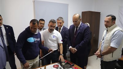 العمل: تعيين 18 ألف عامل في مشروع الضبعة النووية