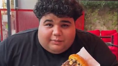 بسبب فيديوهات الأكل.. القصة الكاملة لوفاة التيك توكر نظوري السمين في العراق 