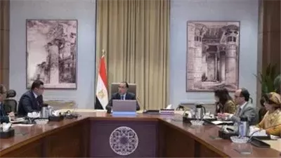 رئيس الوزراء يستعرض إجراءات طرح الفرص الاستثمارية بالعملتين المحلية والأجنبية
