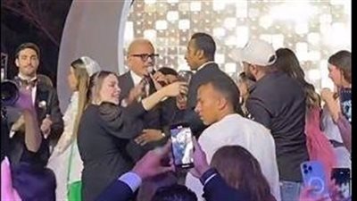 الاستئناف تؤيد تغريم عمرو دياب 200 جنيه في واقعة صفع الشاب سعد أسامة