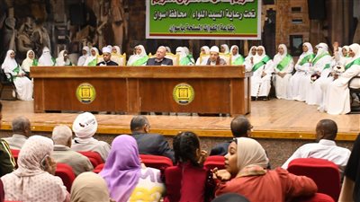 تكريم 35 سيدة من حافظات القرآن الكريم بأسوان