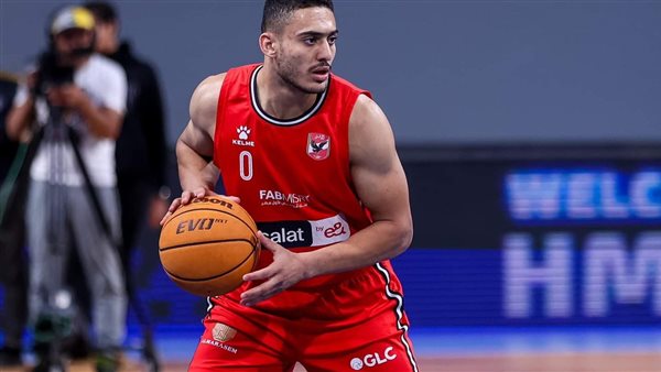 عمرو زهران لاعب الأهلي