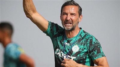 الألماني زينباور يظهر على رادار الزمالك لـ خلافة جوميز