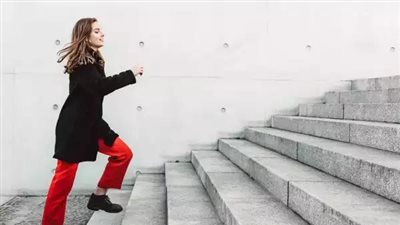 دراسة: 6 دقائق من صعود السلالم تحسن الحالة المزاجية ووظائف المخ 