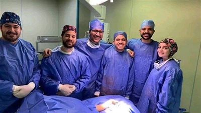 أخبار التعليم اليوم.. فريق طبي بقصر العيني ينجح في إعادة زرع يد شاب مبتورة بالكامل