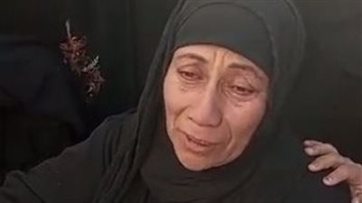 قاعدة أمام قبره.. انهيار والدة محمد ضحية الغدر بالغربية: ابني الوحيد وعاوزه حقه| بث مباشر 