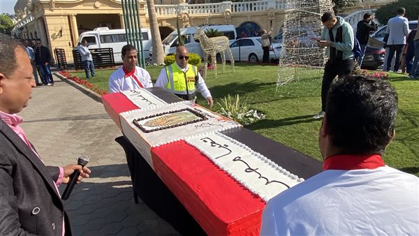 تورتة طولها 3 أمتار