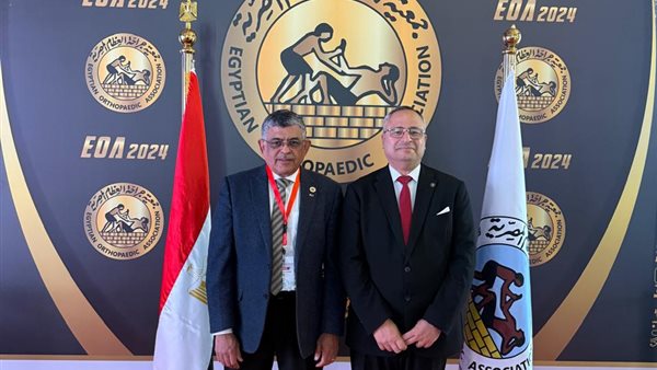  الدكتور عبد الحكيم