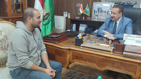 محافظ المنوفية ومحرر