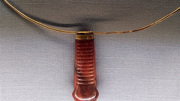 تميمة ميكريت وسلسلتها