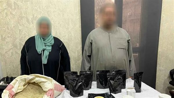 متهمين وجانب من المضبوطات