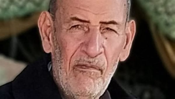 الدكتور أحمد عبده