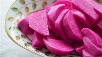 سر جديد لـ طريقة تخليل اللفت للشيف نجلاء.. تعرف على المذاق المقرمش