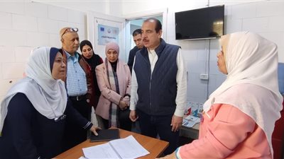 نائب وزير الصحة يوجه بمجازاة مدير إدارة الفيوم ومشرفي الإدارة ومدير المتوطنة بإدارة طامية