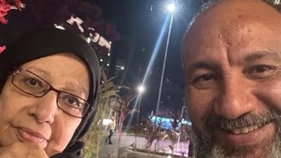 بحضور أحمد خالد صالح وأحمد رزق.. أحمد فهيم يستقبل عزاء والدته بالمجمع الإسلامي