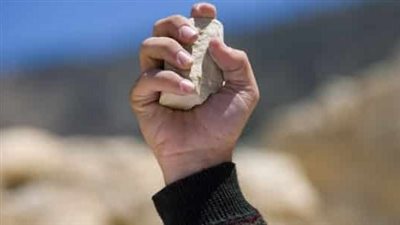 كنا بنهزر.. اعترافات 3 أطفال ألقوا الحجارة على سيدة وابنتها خلال استقلالهما توكتوك بالشرقية