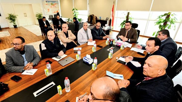 اجتماع وزير الإسكان