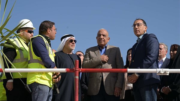 رئيس الوزراء خلال