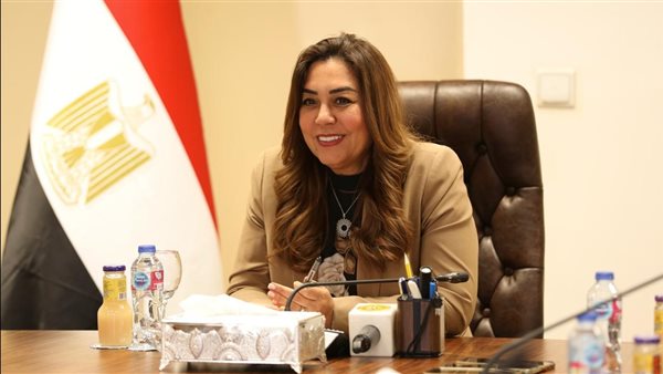  الدكتورة منال عوض