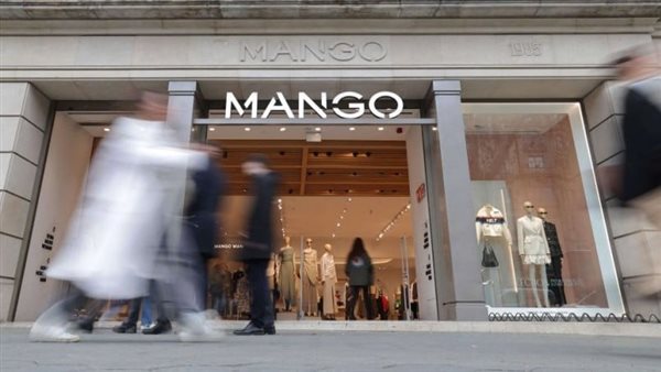 أحد فروع مانجو MANGO للأزياء