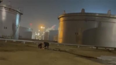 ليبيا تعلن السيطرة على حرائق بـ 4 خزانات بمصفاة نفط جراء اشتباكات مسلحة 