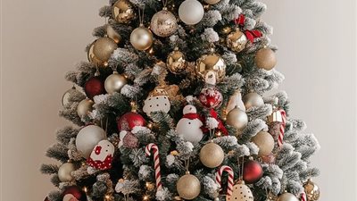 هل تعليق الزينة للاحتفال برأس السنة الميلادية حرام؟ 