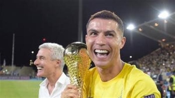 رونالدو بلقب كأس
