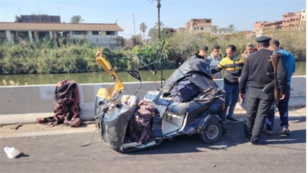 توك توك - أرشيفية